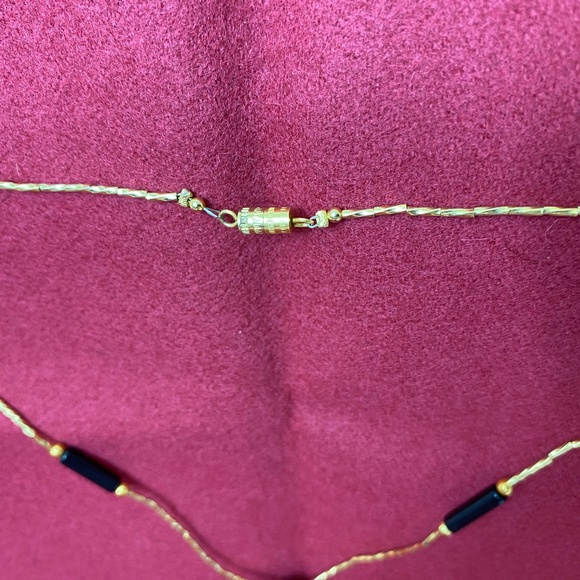 Vintage 70's Artisan's Gold Necklace with Woman and Stones. 18" - Picture 4 of 7